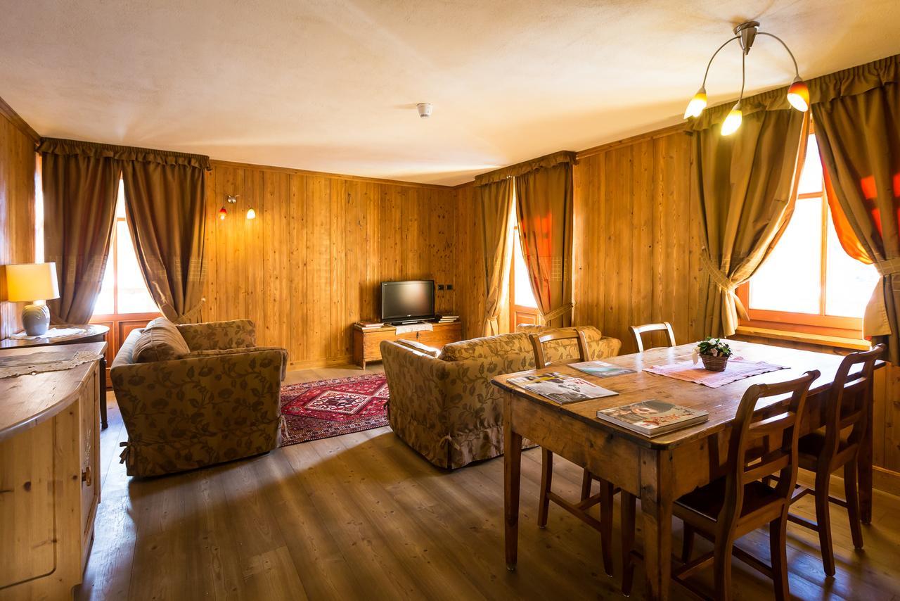 Hotel Lyshaus Gressoney-Saint-Jean Exteriör bild