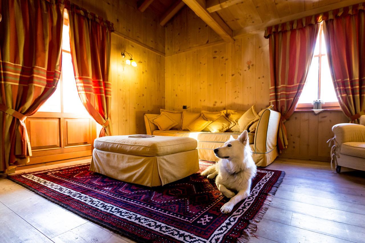 Hotel Lyshaus Gressoney-Saint-Jean Exteriör bild