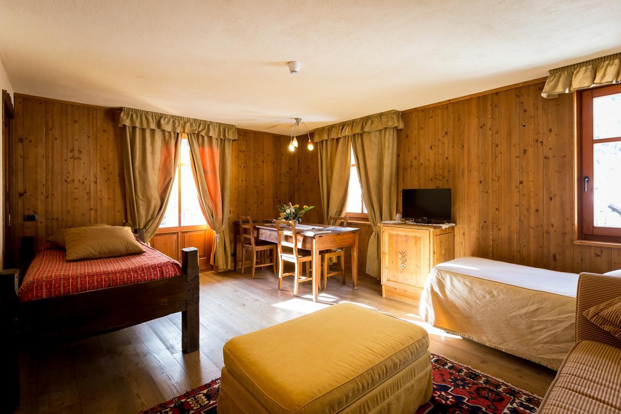 Hotel Lyshaus Gressoney-Saint-Jean Exteriör bild