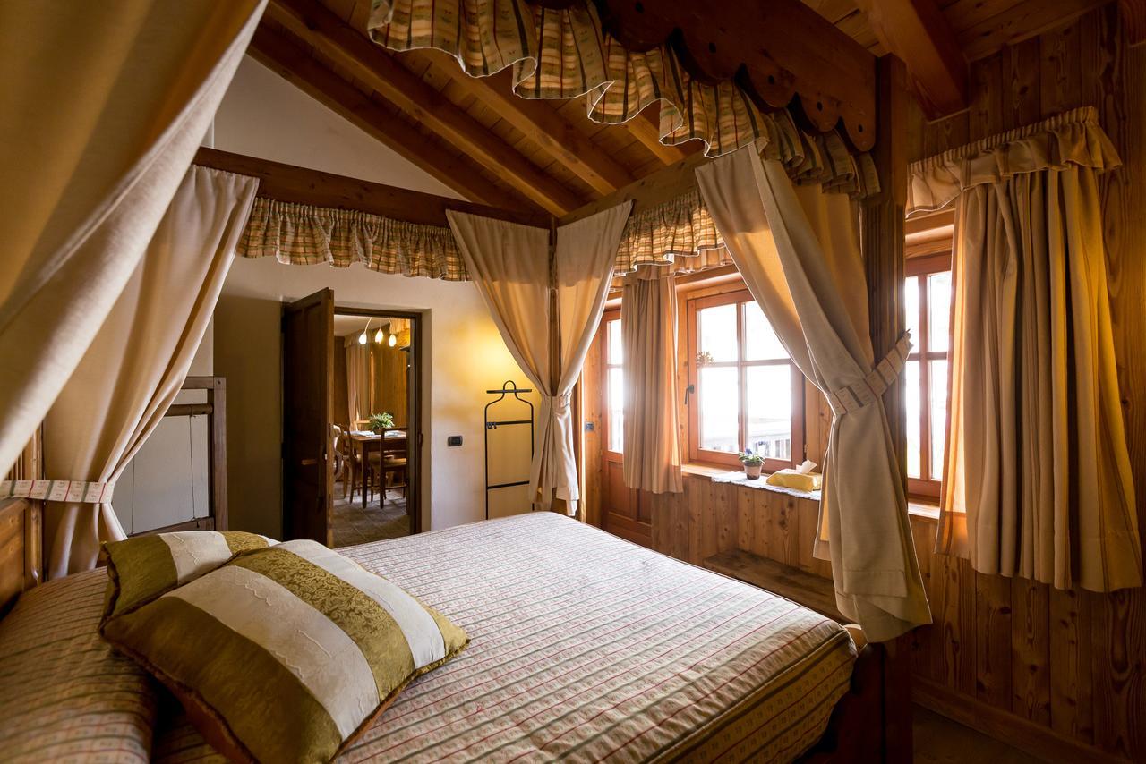 Hotel Lyshaus Gressoney-Saint-Jean Exteriör bild