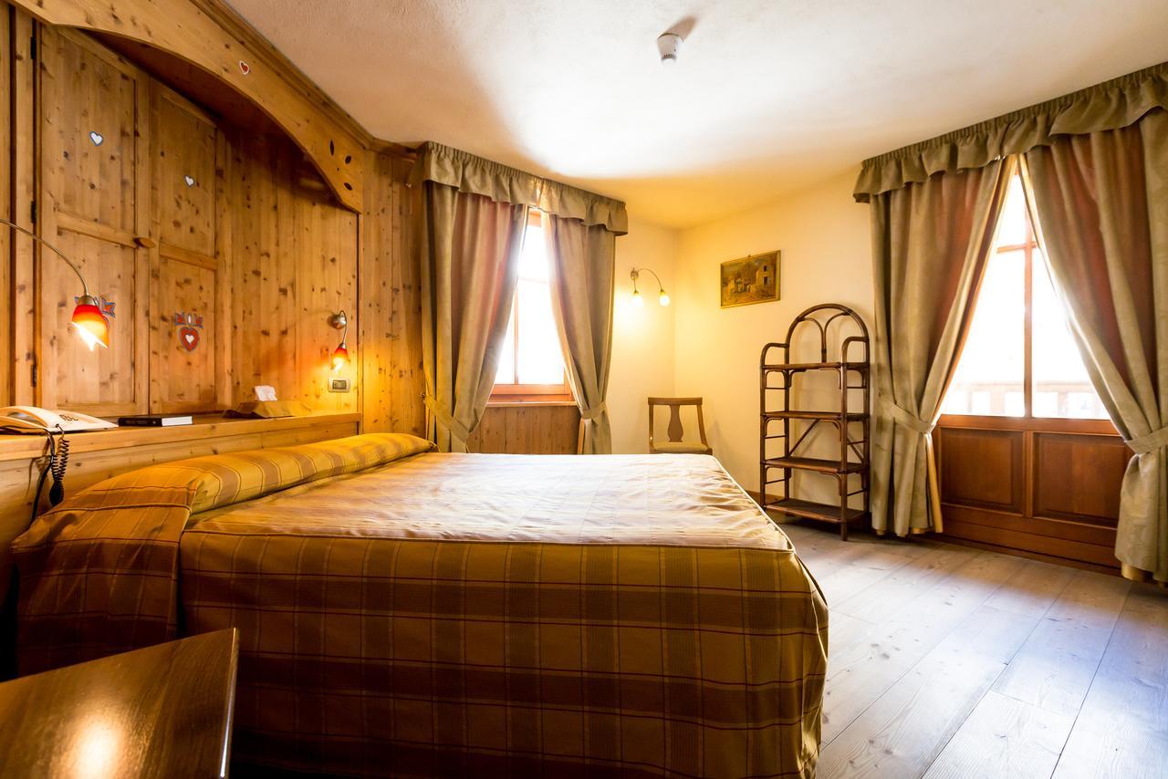 Hotel Lyshaus Gressoney-Saint-Jean Exteriör bild