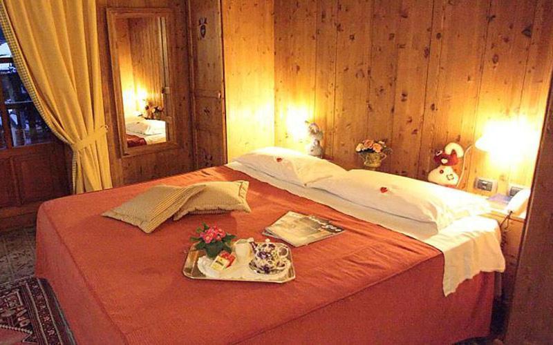 Hotel Lyshaus Gressoney-Saint-Jean Exteriör bild